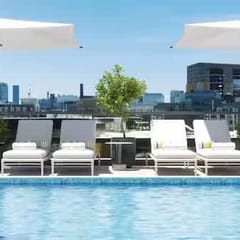 Central 2BR Boston Pool views near Public Garden