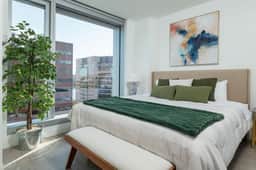 Central 3BR & Den Penthouse Boston Common MGH & TUFTS - Image 3