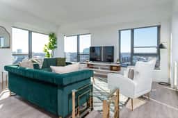 Central Square 2BR Penthouse near MIT & Harvard to Balance Life, Work Play Sleep 7! - Image 5