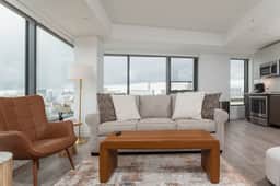 Central Square 2BR Condo near Harvard & MIT Spacious Gym & Work - Image 5