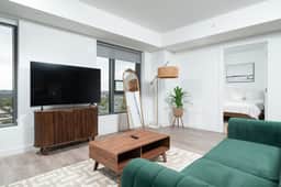 Central Upscale 2BR Condo wGym Office & Parking - Image 4