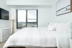 Central Upscale 2BR Condo wGym Office & Parking - Image 3