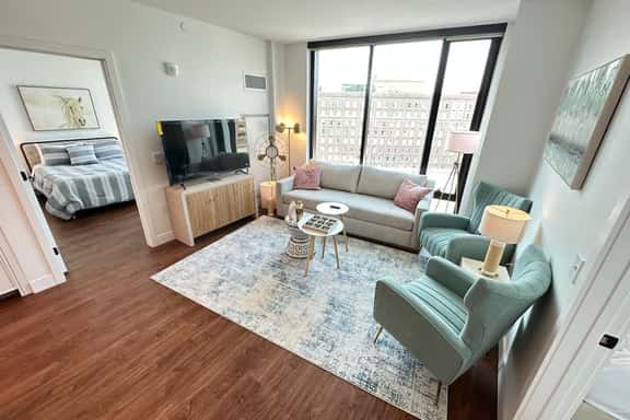 Back Bay Central Penthouse with Gym Parking In Unit Washer Dryer - Image 1