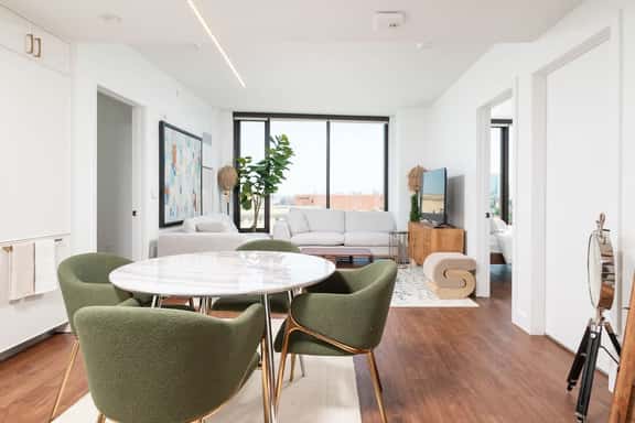 Back-Bay Upscale Central Penthouse W Roof-top - Image 1