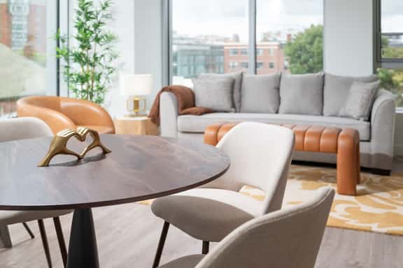 Central Serene Condo near MIT/Harvard w/King GYM - Image 1