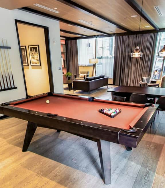 Upscale 1 BR Penthouse with Balcony in Boston Theater District near MGH & TUFTS & Boston Common! Sleeps 5! - Image 5
