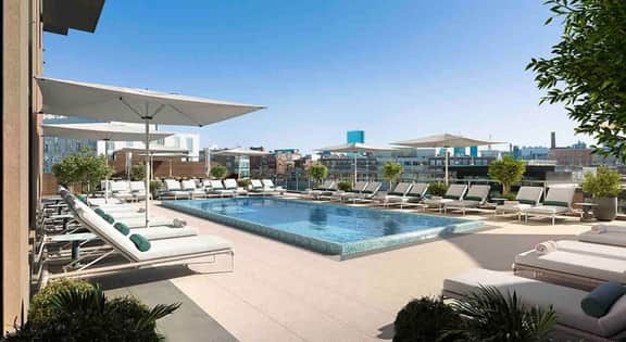 Luxury Apartment w King Bed, Shared Pool & Rooftop - Image 2