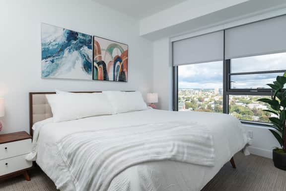Upscale Penthouse near MIT & Harvard in Central Square! - Image 4