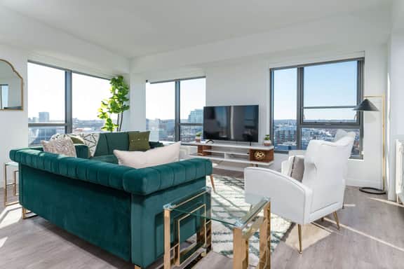 Central Square 2BR Penthouse near MIT & Harvard to Balance Life, Work Play Sleep 7! - Image 5