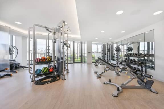 Central Square 2BR Condo near Harvard & MIT Spacious Gym & Work - Image 3